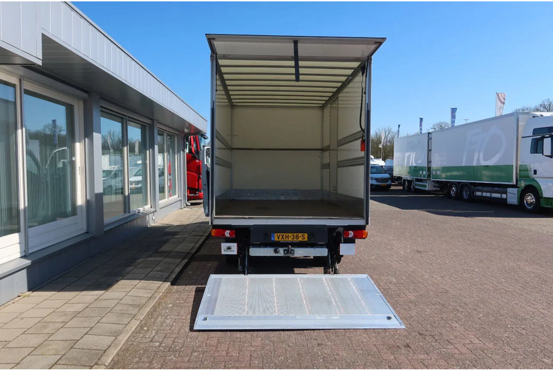 Furgons ar slēgtā virsbūve Mercedes-Benz Sprinter 515 CDI: foto 17