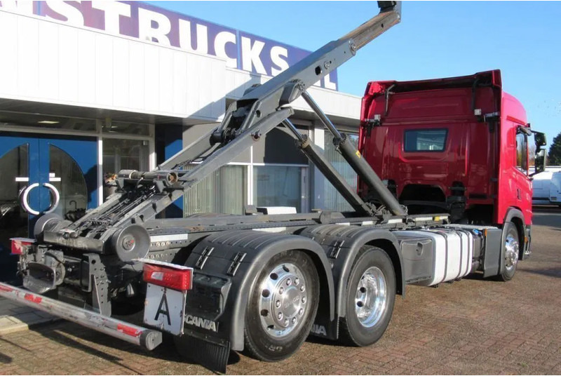 Scania P450 6x2 Euro 6 - Pacēlājs ar āķi: foto 3 Scania P450 6x2 Euro 6 - Pacēlājs ar āķi: foto 3