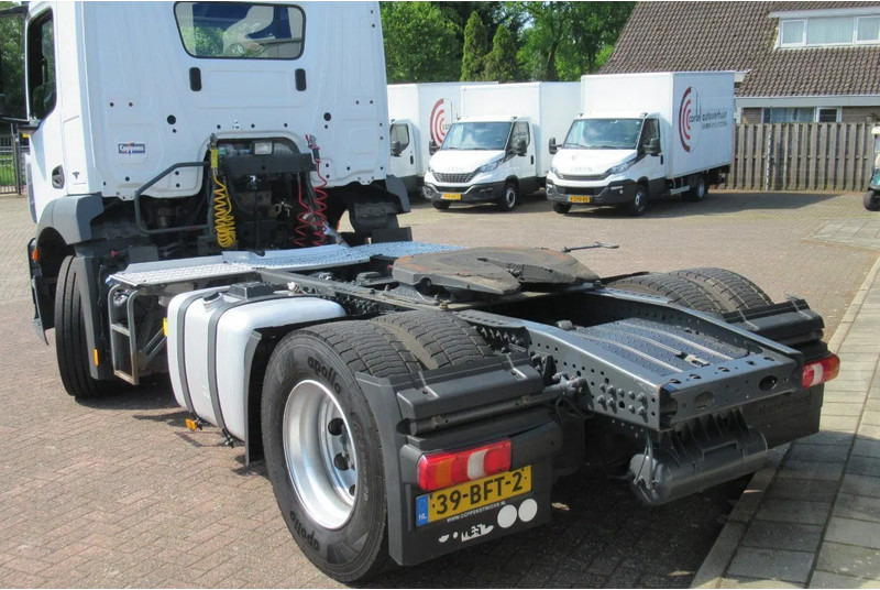 Mercedes-Benz Antos 1833 L - Vilcējs: foto 3 Mercedes-Benz Antos 1833 L - Vilcējs: foto 3