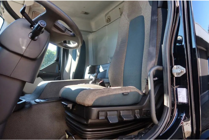 Volvo FE 250 FE 250 Bak + klep E6 - Kravas automašīna ar slēgto virsbūvi: foto 5 Volvo FE 250 FE 250 Bak + klep E6 - Kravas automašīna ar slēgto virsbūvi: foto 5