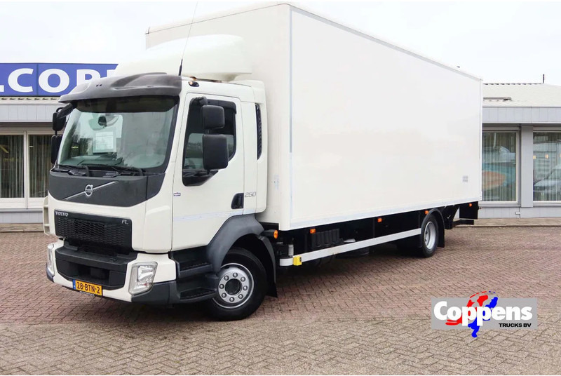 Volvo FL 250 Bak + Klep E6 - Kravas automašīna ar slēgto virsbūvi: foto 1 Volvo FL 250 Bak + Klep E6 - Kravas automašīna ar slēgto virsbūvi: foto 1