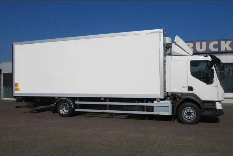 Volvo FL 250 Bakwagen + 6 deuren + Laadklep 2000 kg - Kravas automašīna ar slēgto virsbūvi: foto 2 Volvo FL 250 Bakwagen + 6 deuren + Laadklep 2000 kg - Kravas automašīna ar slēgto virsbūvi: foto 2