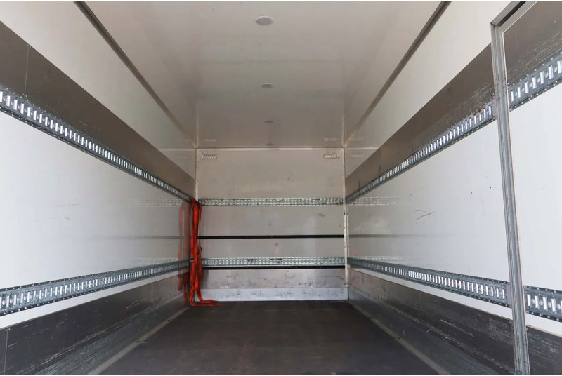 Volvo FL 250 FL 250 Bakwagen + Klep 2.000 kg Euro 6 - Kravas automašīna ar slēgto virsbūvi: foto 4 Volvo FL 250 FL 250 Bakwagen + Klep 2.000 kg Euro 6 - Kravas automašīna ar slēgto virsbūvi: foto 4