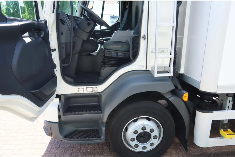 Volvo FL 250 Koel/Vries + klep Bi temp Carrier Supra 1150 MT - Kravas automašīna refrižerators: foto 5 Volvo FL 250 Koel/Vries + klep Bi temp Carrier Supra 1150 MT - Kravas automašīna refrižerators: foto 5