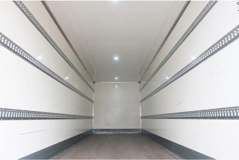 Volvo FM 340 Geïsoleerd Dak DHollandia 3000 kg - Kravas automašīna ar slēgto virsbūvi: foto 4 Volvo FM 340 Geïsoleerd Dak DHollandia 3000 kg - Kravas automašīna ar slēgto virsbūvi: foto 4