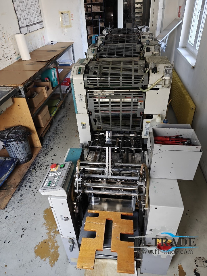 Ryobi 3304H - Ofseta iespiedmašīna: foto 4 Ryobi 3304H - Ofseta iespiedmašīna: foto 4