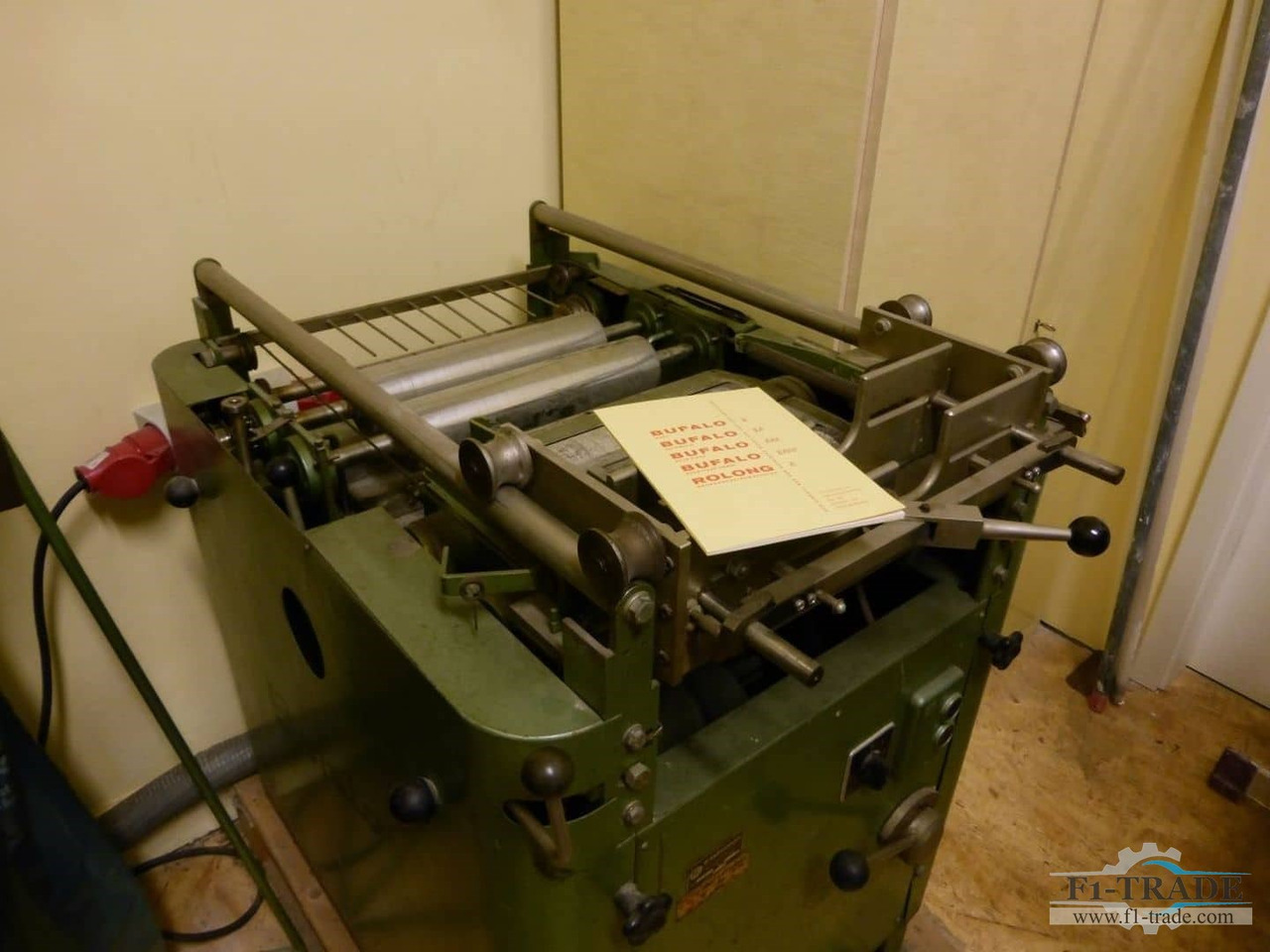 W. Gantenbein BAFC 33 - Iesiešanas mašīna: foto 2 W. Gantenbein BAFC 33 - Iesiešanas mašīna: foto 2