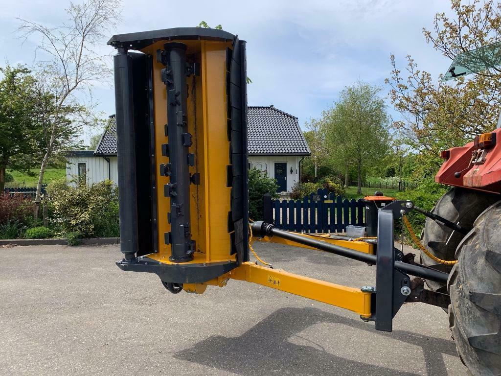 ELHO Side Chopper 420 Pro klepelmaaier, hamerklepelmaaier - Smalcinātājs ar sānu nobīdi: foto 2 ELHO Side Chopper 420 Pro klepelmaaier, hamerklepelmaaier - Smalcinātājs ar sānu nobīdi: foto 2