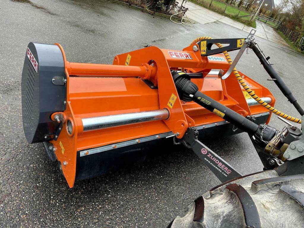 Ferri MKD2800 front klepelmaaier hamerklepels - Pļaujmašīna-smalcinātājs: foto 2 Ferri MKD2800 front klepelmaaier hamerklepels - Pļaujmašīna-smalcinātājs: foto 2