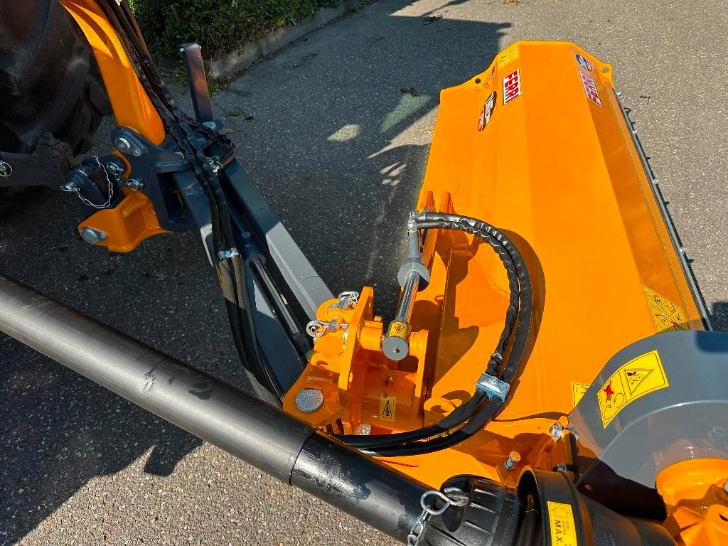Ferri ZMTE 2000 PRO (bj 2023) - Smalcinātājs ar sānu nobīdi: foto 4 Ferri ZMTE 2000 PRO (bj 2023) - Smalcinātājs ar sānu nobīdi: foto 4