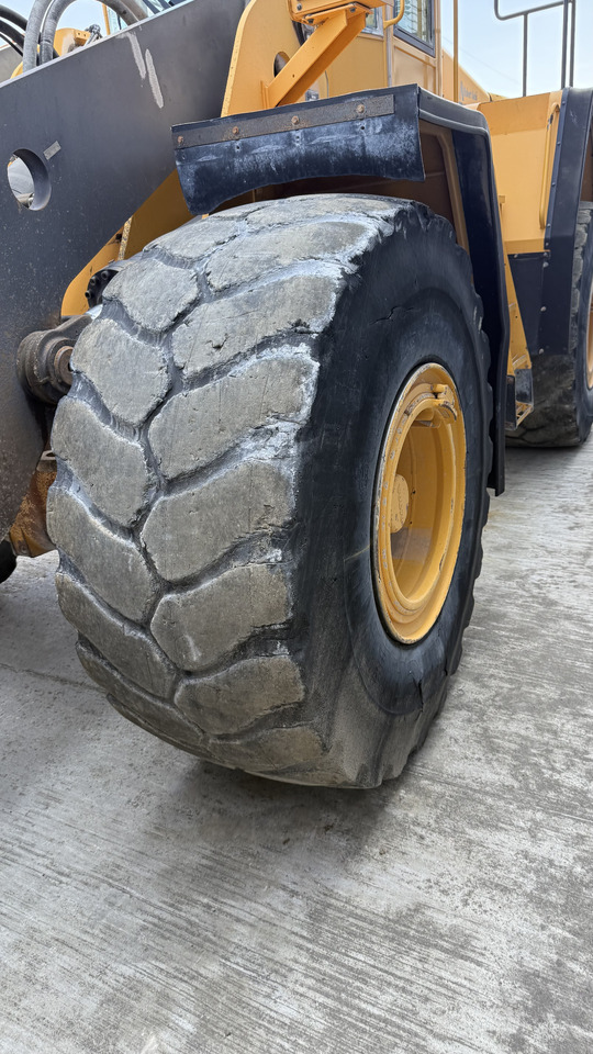 VOLVO L180E - Riteņu iekrāvējs: foto 5 VOLVO L180E - Riteņu iekrāvējs: foto 5