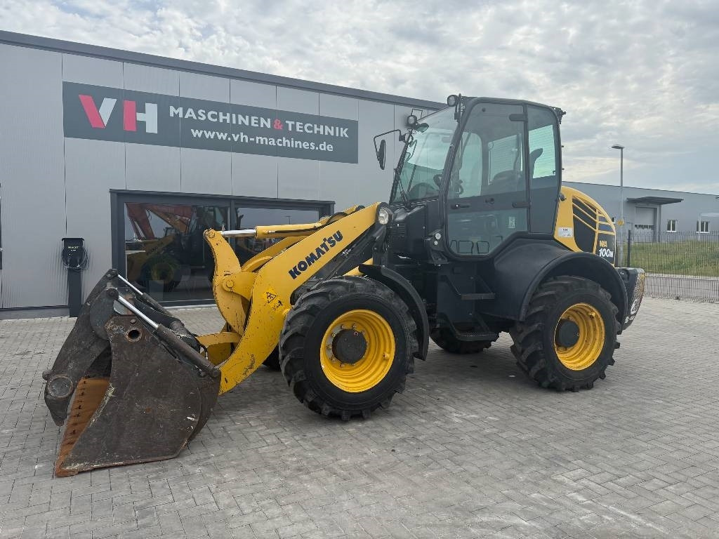 Komatsu WA 100 M-7 - Riteņu iekrāvējs: foto 1 Komatsu WA 100 M-7 - Riteņu iekrāvējs: foto 1