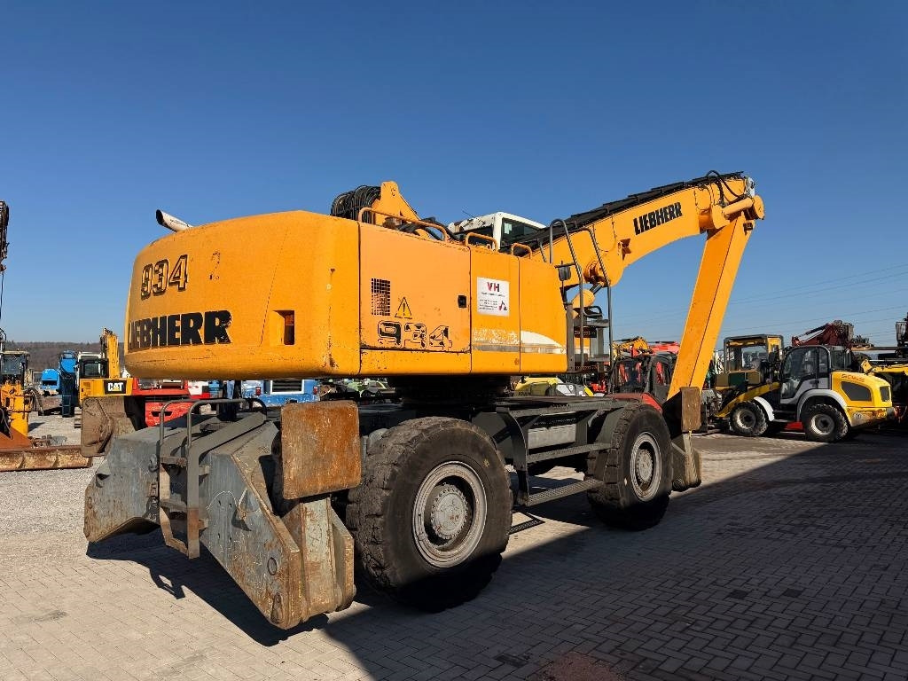 Liebherr A 934 C HD Litronic - Atkritumu iekrāvējs: foto 5 Liebherr A 934 C HD Litronic - Atkritumu iekrāvējs: foto 5
