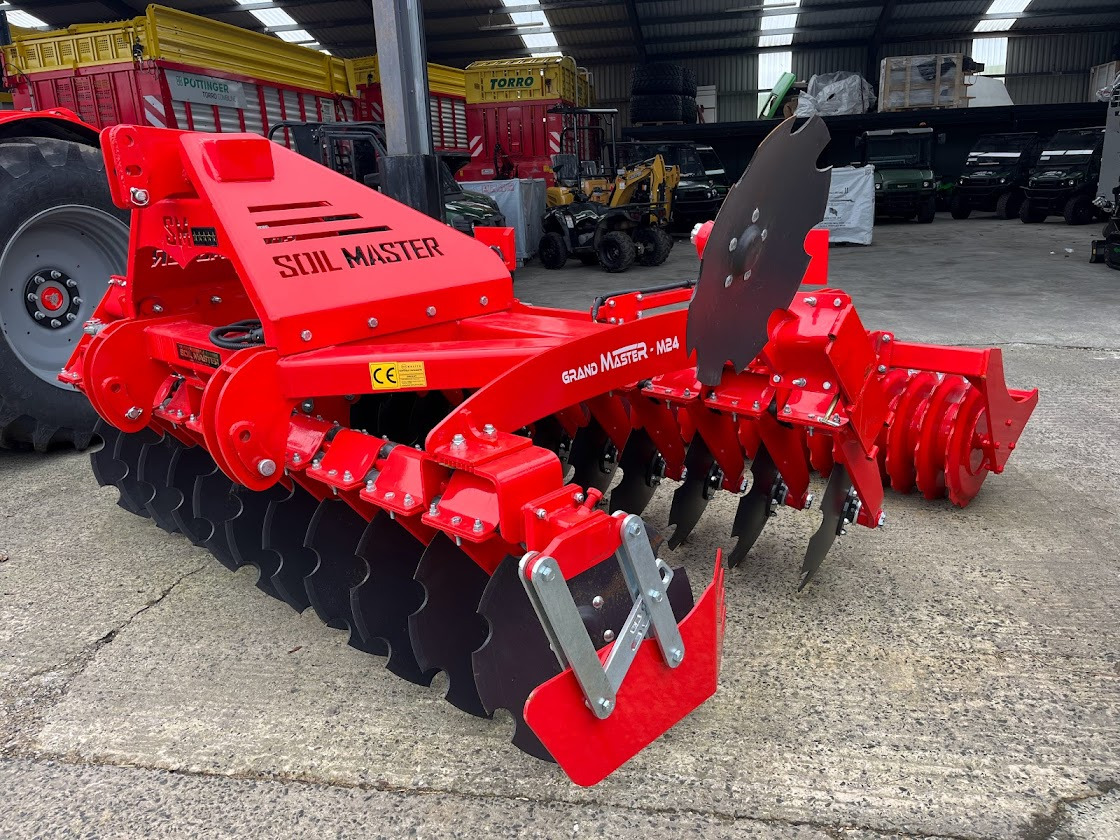 SOIL MASTER _GRAND MASTER SERIES MOUNTED TYPE MULTI DISC HARROW (RUBBER TYPE LEG) - Disku ecēša: foto 1 SOIL MASTER _GRAND MASTER SERIES MOUNTED TYPE MULTI DISC HARROW (RUBBER TYPE LEG) - Disku ecēša: foto 1