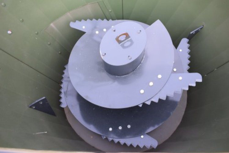 SOIL MASTER _VERTICAL TYPE FEED MIXER - Lopbarības mikseris: foto 4 SOIL MASTER _VERTICAL TYPE FEED MIXER - Lopbarības mikseris: foto 4