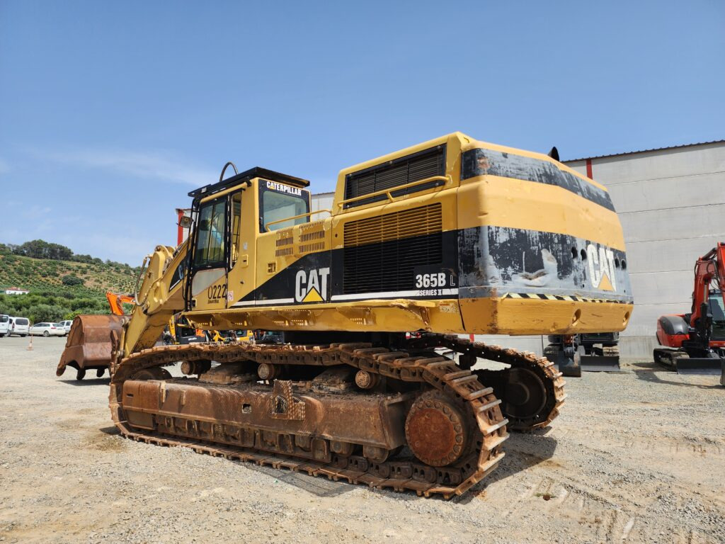 CAT 365BII - Kāpurķēžu ekskavators: foto 3 CAT 365BII - Kāpurķēžu ekskavators: foto 3