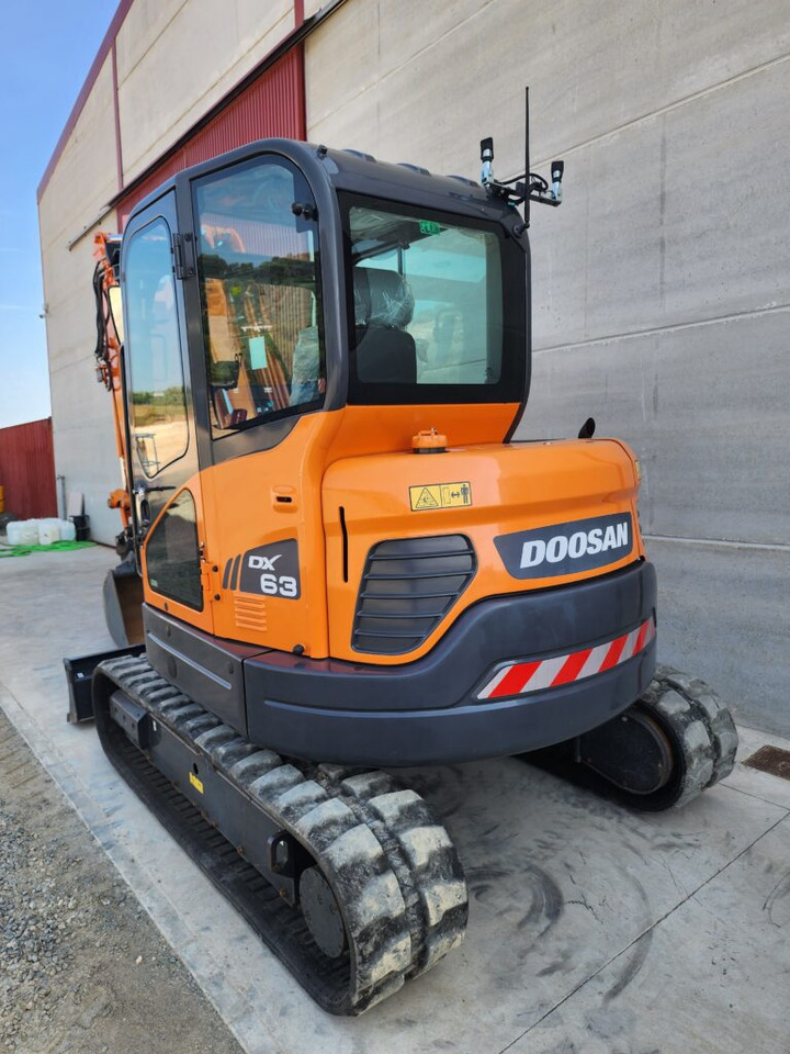DOOSAN DX63R-3 - Mini-ekskavators: foto 3 DOOSAN DX63R-3 - Mini-ekskavators: foto 3