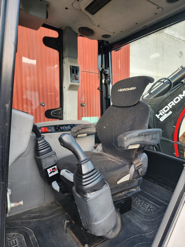 HIDROMEK HMK62SS - Ekskavators-iekrāvējs: foto 5 HIDROMEK HMK62SS - Ekskavators-iekrāvējs: foto 5