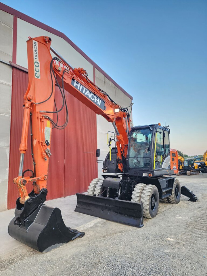 HITACHI ZX145W-6 - Riteņu ekskavators: foto 3 HITACHI ZX145W-6 - Riteņu ekskavators: foto 3