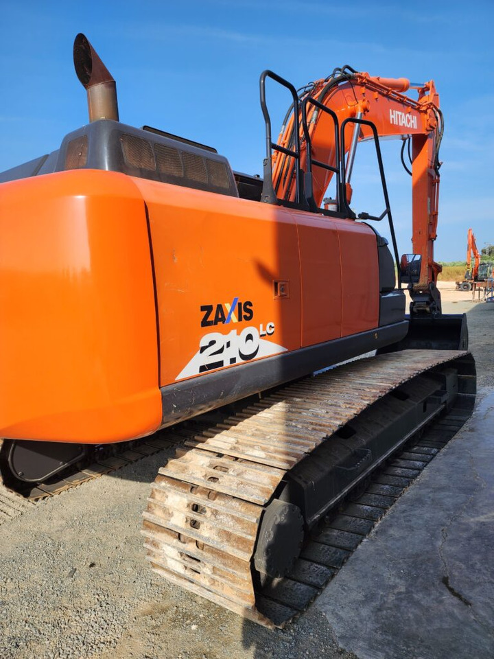 HITACHI ZX210LC-6 - Kāpurķēžu ekskavators: foto 4 HITACHI ZX210LC-6 - Kāpurķēžu ekskavators: foto 4