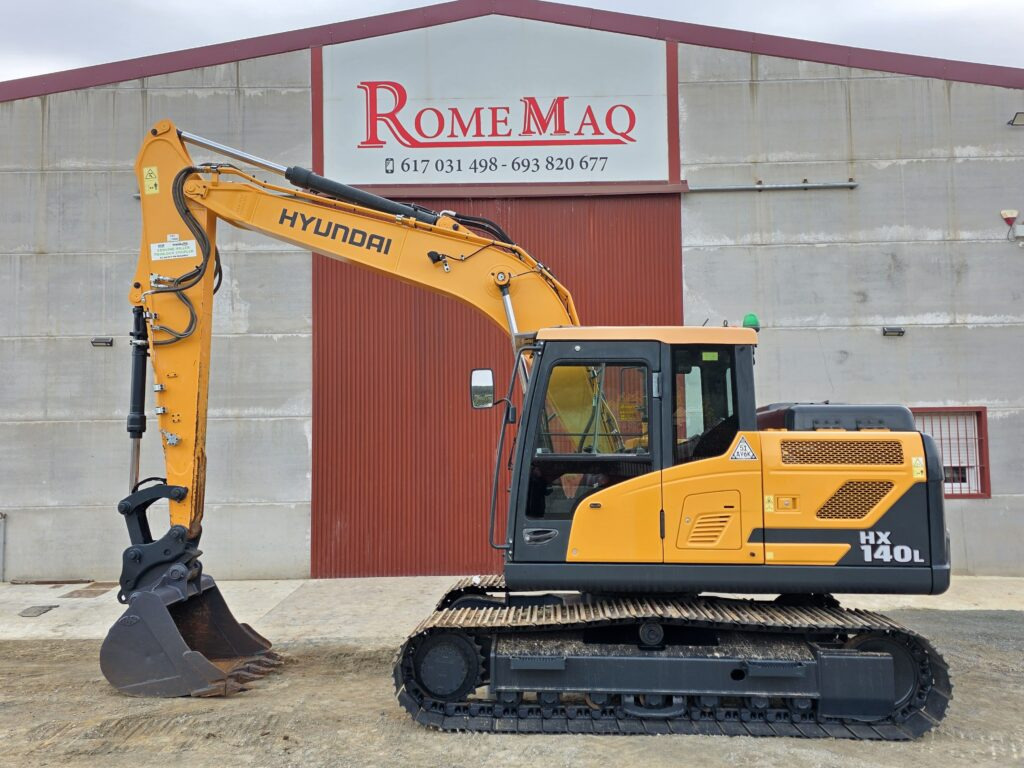 HYUNDAI HX140L C - Kāpurķēžu ekskavators: foto 1 HYUNDAI HX140L C - Kāpurķēžu ekskavators: foto 1