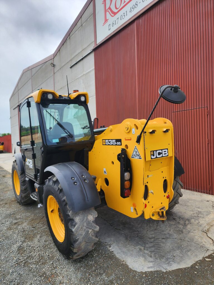 JCB 535-95 - Teleskopiskais iekrāvējs: foto 3 JCB 535-95 - Teleskopiskais iekrāvējs: foto 3
