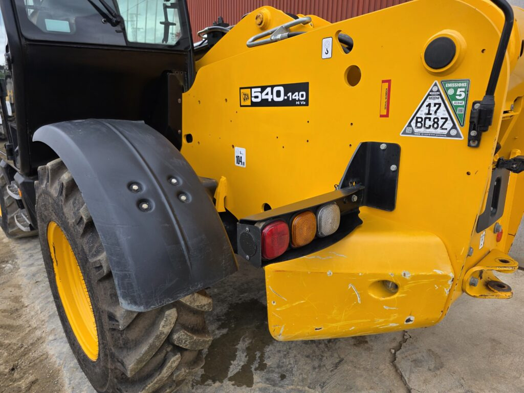 JCB 540-140 HI VIZ - Teleskopiskais iekrāvējs: foto 4 JCB 540-140 HI VIZ - Teleskopiskais iekrāvējs: foto 4