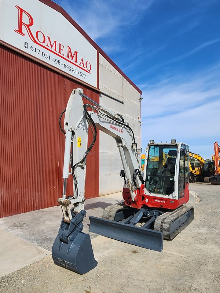 TAKEUCHI TB260 - Mini-ekskavators: foto 3 TAKEUCHI TB260 - Mini-ekskavators: foto 3