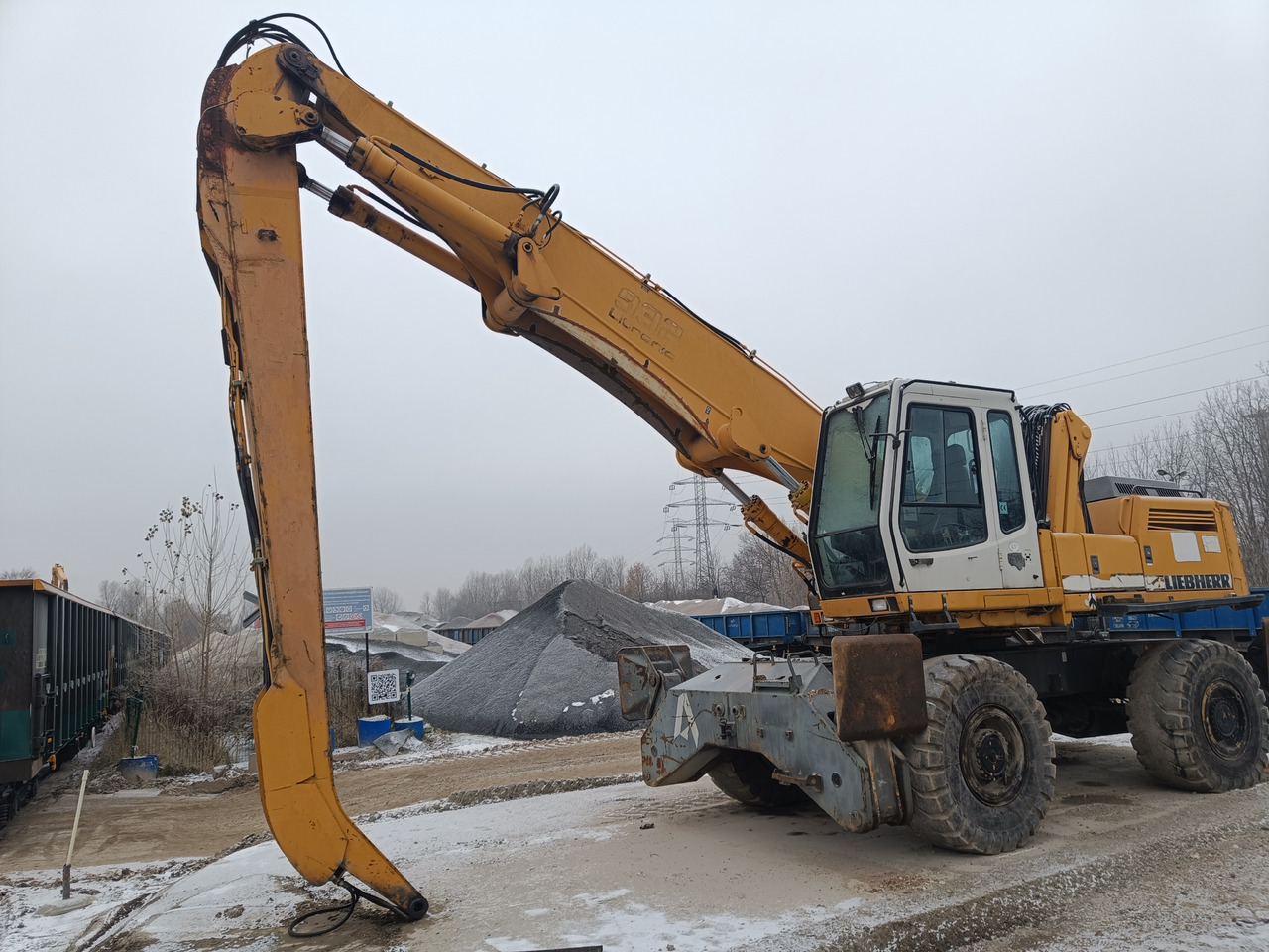 LIEBHERR A 932 Litronic - Atkritumu iekrāvējs: foto 1 LIEBHERR A 932 Litronic - Atkritumu iekrāvējs: foto 1
