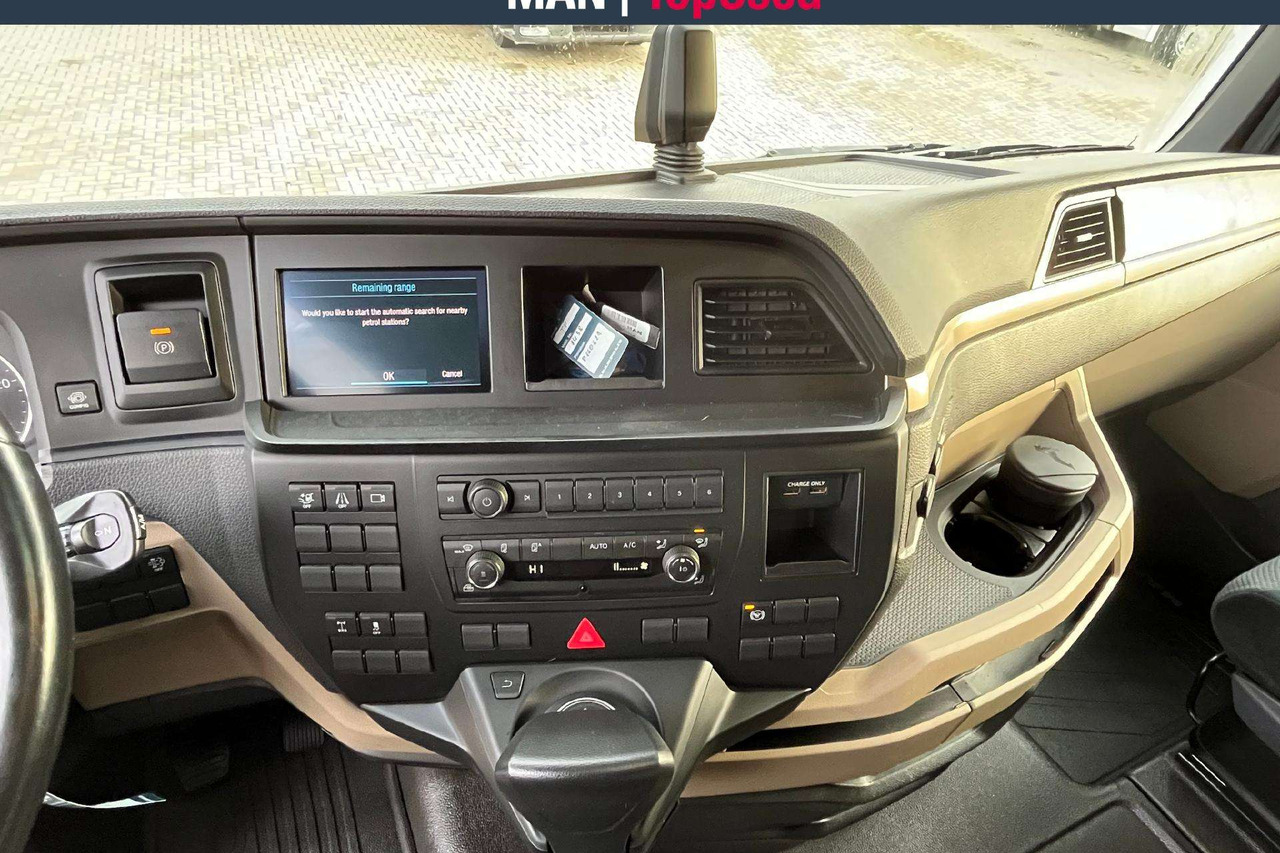 Vilcējs MAN 18.470 4x2 GM Cab: foto 6