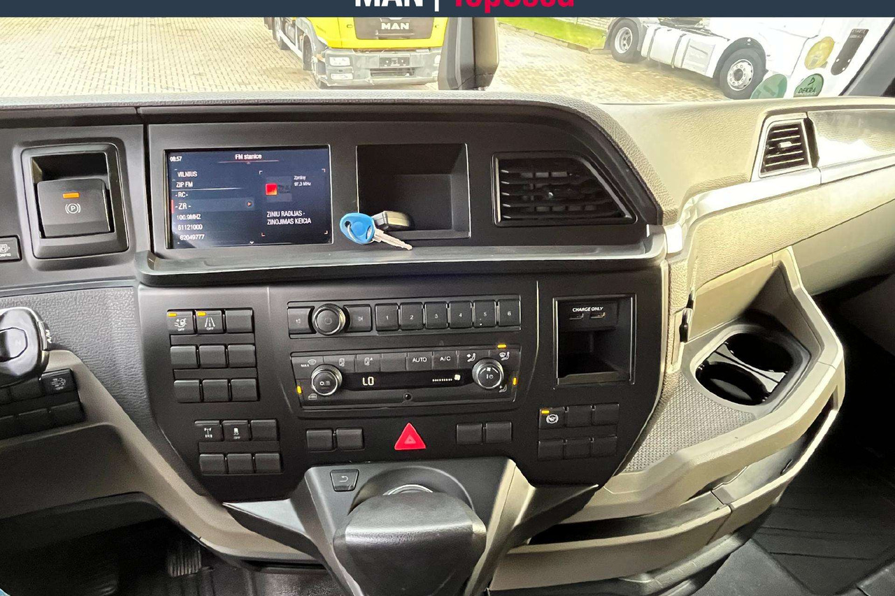 Vilcējs MAN 18.470 GM Cab: foto 7