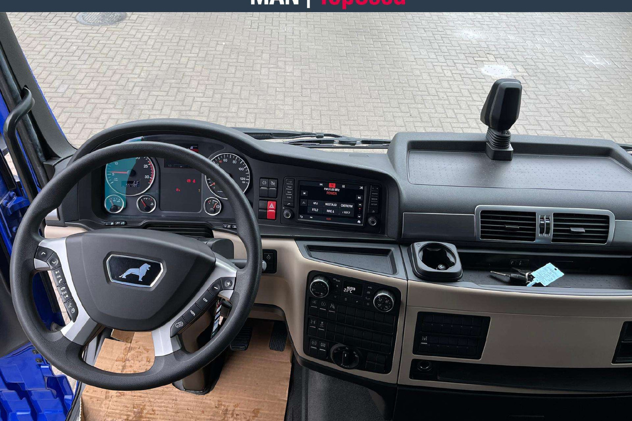 MAN TGX 18.500 XLX Cab Retarder (8734) - Vilcējs: foto 5 MAN TGX 18.500 XLX Cab Retarder (8734) - Vilcējs: foto 5