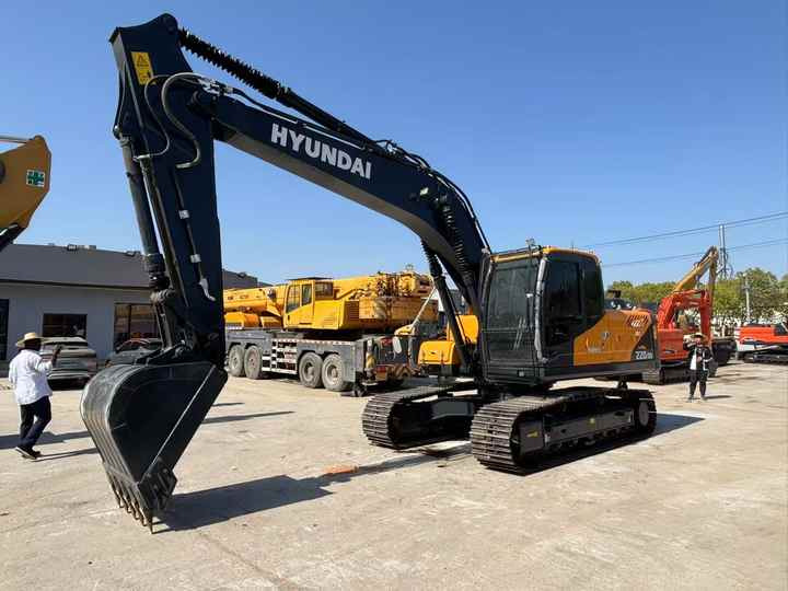 2024 New Hyundai HX220L Crawler Excavator South Korea Made ,22ton Tracked Shovel HX220 Hyundai HX220 Crawler Excavator - Ekskavators: foto 3 2024 New Hyundai HX220L Crawler Excavator South Korea Made ,22ton Tracked Shovel HX220 Hyundai HX220 Crawler Excavator - Ekskavators: foto 3