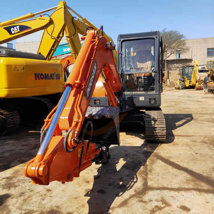 Awesome Performance Korea Imported Small Scale Used Doosan Dh60 Excavator - Kāpurķēžu ekskavators: foto 2 Awesome Performance Korea Imported Small Scale Used Doosan Dh60 Excavator - Kāpurķēžu ekskavators: foto 2