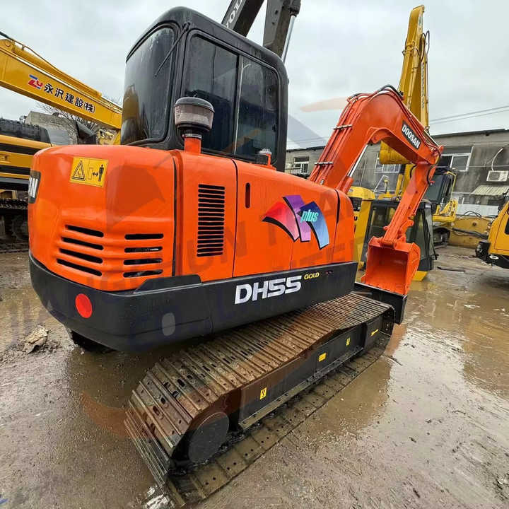 Kāpurķēžu ekskavators Awesome Performance Korea Imported Small Scale Used Doosan Dh60 Excavator in Shanghai: foto 1