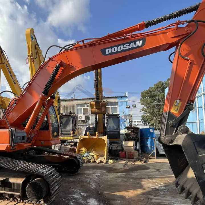 Best Selling DOOSAN excavator machine construction used machinery equipment dx225 DX60 DX70 DH60 DH220 used excavators in stock - Ekskavators: foto 1 Best Selling DOOSAN excavator machine construction used machinery equipment dx225 DX60 DX70 DH60 DH220 used excavators in stock - Ekskavators: foto 1