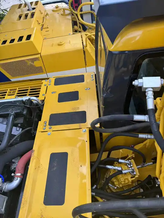 Cheap Used Japan Komatsu PC200-7 PC300 PC350-7 Excavator Used Komatsu 20 Ton Excavator Price PC200 - Ekskavators: foto 3 Cheap Used Japan Komatsu PC200-7 PC300 PC350-7 Excavator Used Komatsu 20 Ton Excavator Price PC200 - Ekskavators: foto 3