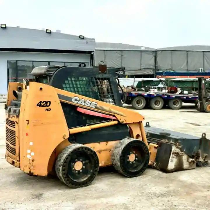 Construction Mini Equipment Case 420 Skid Steer Loader for Sale - Kompaktiekrāvējs: foto 5 Construction Mini Equipment Case 420 Skid Steer Loader for Sale - Kompaktiekrāvējs: foto 5