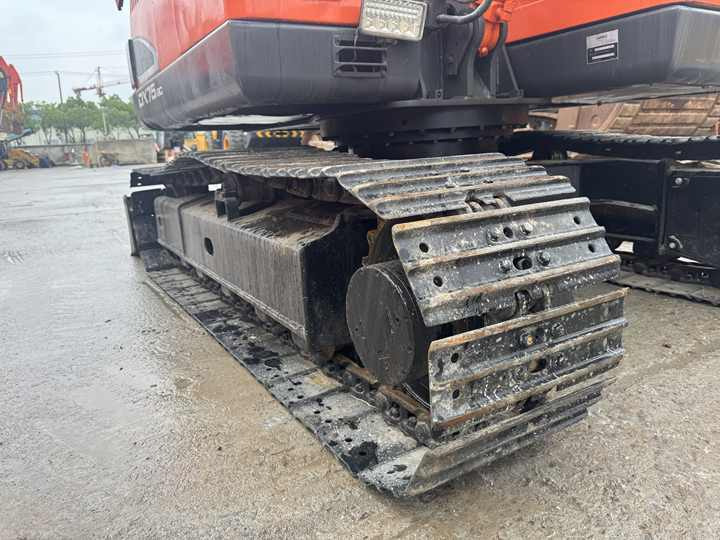 Doosan DX75-9C Used Excavator Crawler Second Hand Korean Engine DX75-9C Small Digger for Home or Farm - Kāpurķēžu ekskavators: foto 2 Doosan DX75-9C Used Excavator Crawler Second Hand Korean Engine DX75-9C Small Digger for Home or Farm - Kāpurķēžu ekskavators: foto 2