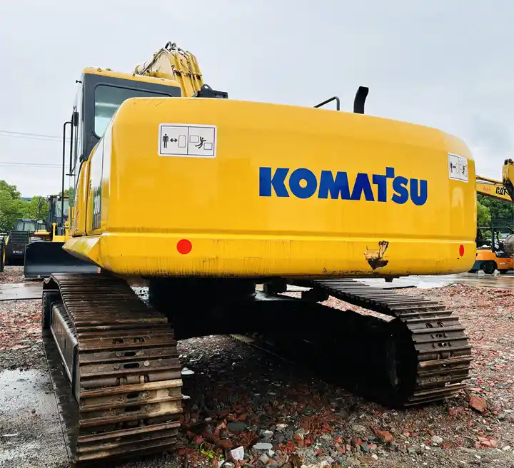 Favorable Price Japan Original Good Working Condition Used Komatsu Pc300-7 Tracked Excavator In Shanghai - Kāpurķēžu ekskavators: foto 3 Favorable Price Japan Original Good Working Condition Used Komatsu Pc300-7 Tracked Excavator In Shanghai - Kāpurķēžu ekskavators: foto 3
