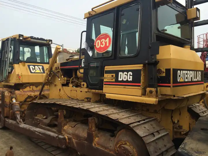 Good Price Used Bulldozer Cat D6G Second hand Caterpillar D6G D7G D7R D8R In Stock earth-moving machinery On Sale - Buldozers: foto 3 Good Price Used Bulldozer Cat D6G Second hand Caterpillar D6G D7G D7R D8R In Stock earth-moving machinery On Sale - Buldozers: foto 3