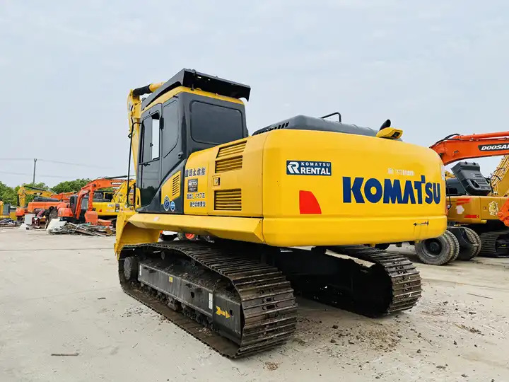 Hot Sale 20 Ton Crawler Excavator Komatsu Pc200-6 Pc200-7 Pc200-8 Original From Japan For Sale In Shanghai - Kāpurķēžu ekskavators: foto 5 Hot Sale 20 Ton Crawler Excavator Komatsu Pc200-6 Pc200-7 Pc200-8 Original From Japan For Sale In Shanghai - Kāpurķēžu ekskavators: foto 5