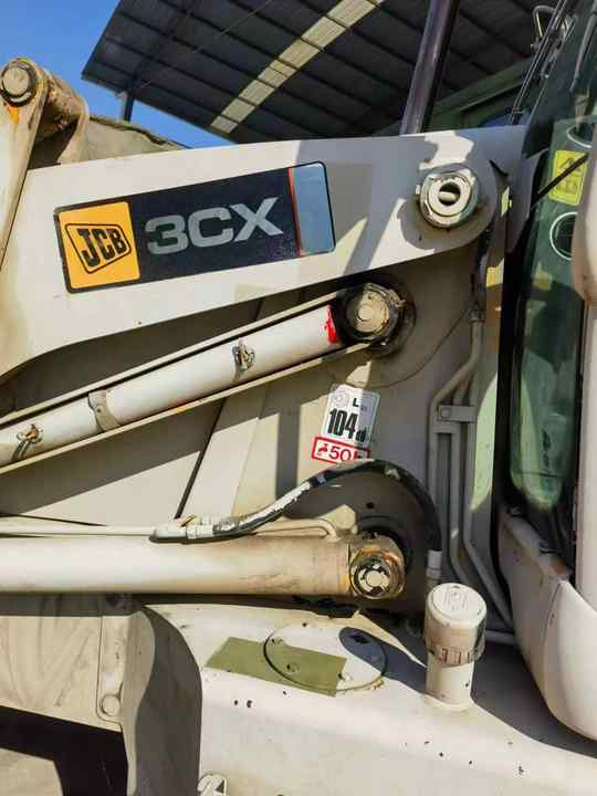 Hot sale Backhoe loader JCB 3CX 4*4 tlb loader UKmade, used cheap JCB 3CX retro loader and digger - Ekskavators-iekrāvējs: foto 5 Hot sale Backhoe loader JCB 3CX 4*4 tlb loader UKmade, used cheap JCB 3CX retro loader and digger - Ekskavators-iekrāvējs: foto 5
