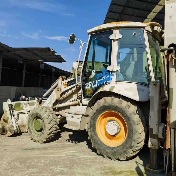Hot sale Backhoe loader JCB 3CX 4*4 tlb loader UKmade, used cheap JCB 3CX retro loader and digger - Ekskavators-iekrāvējs: foto 1 Hot sale Backhoe loader JCB 3CX 4*4 tlb loader UKmade, used cheap JCB 3CX retro loader and digger - Ekskavators-iekrāvējs: foto 1