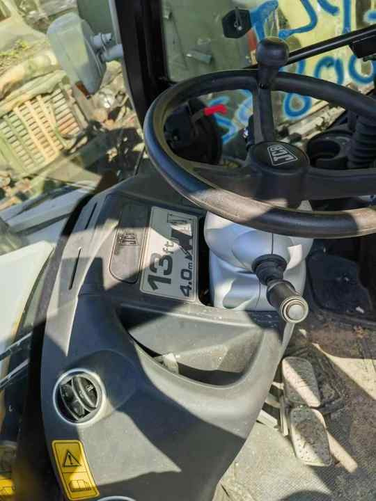 Hot sale Backhoe loader JCB 3CX 4*4 tlb loader UKmade, used cheap JCB 3CX retro loader and digger in good condition - Ekskavators-iekrāvējs: foto 3 Hot sale Backhoe loader JCB 3CX 4*4 tlb loader UKmade, used cheap JCB 3CX retro loader and digger in good condition - Ekskavators-iekrāvējs: foto 3