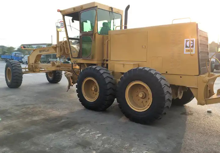 Hot sale Good quality CAT 140g Used motor grader original ca motor grader 140g in good condition cheap price - Greiders: foto 5 Hot sale Good quality CAT 140g Used motor grader original ca motor grader 140g in good condition cheap price - Greiders: foto 5