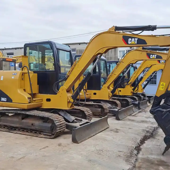 Original CAT 306D cater mini excavators hydraulic crawler excavator used excavator - Kāpurķēžu ekskavators: foto 1 Original CAT 306D cater mini excavators hydraulic crawler excavator used excavator - Kāpurķēžu ekskavators: foto 1