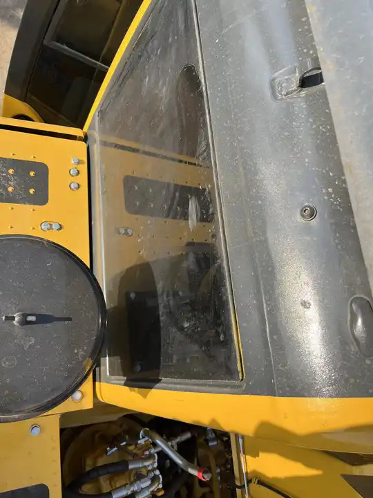 Original Design Pc200-8 Komatsu Used Excavator For Sale In Good Condition Original Paint 20 Ton Low Working Hours Factory Price - Ekskavators: foto 4 Original Design Pc200-8 Komatsu Used Excavator For Sale In Good Condition Original Paint 20 Ton Low Working Hours Factory Price - Ekskavators: foto 4