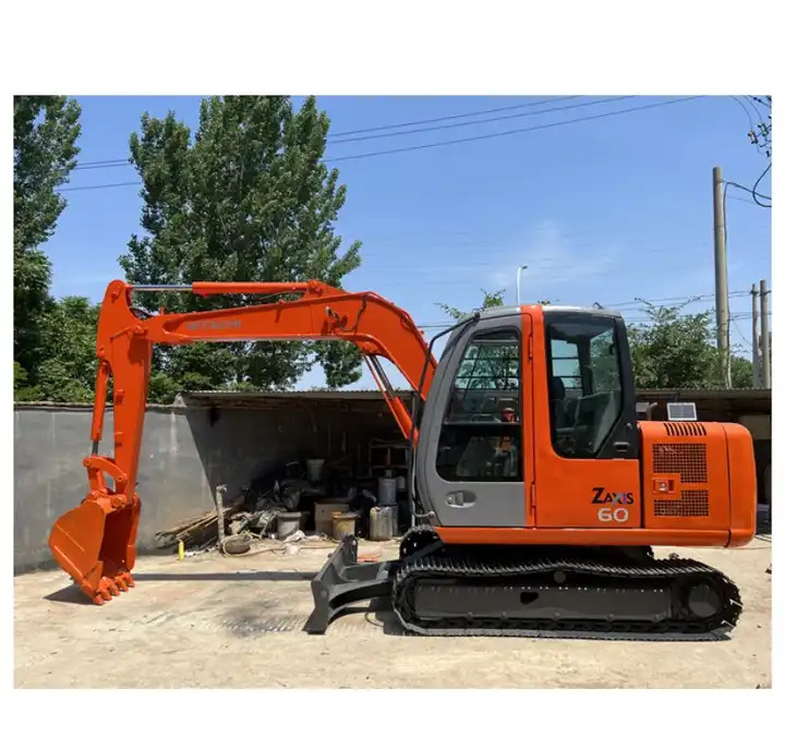 Original Small Size Second Hand Excavating Equipment Cheap Price Excellent Quality Used Hitachi Zx60 Excavator With Blade - Kāpurķēžu ekskavators: foto 1 Original Small Size Second Hand Excavating Equipment Cheap Price Excellent Quality Used Hitachi Zx60 Excavator With Blade - Kāpurķēžu ekskavators: foto 1