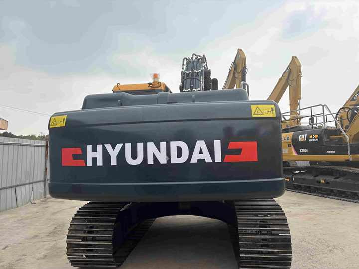 Original Used Korea 22ton Hyundai 220lc-9s 225lc-9t Excavator for Sale in Good Condition and Low Working Time - Ekskavators: foto 3 Original Used Korea 22ton Hyundai 220lc-9s 225lc-9t Excavator for Sale in Good Condition and Low Working Time - Ekskavators: foto 3